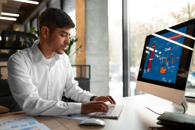 top_benefits_of_choosing_a_shopify_developer_kolkatatechpenta_blog_image