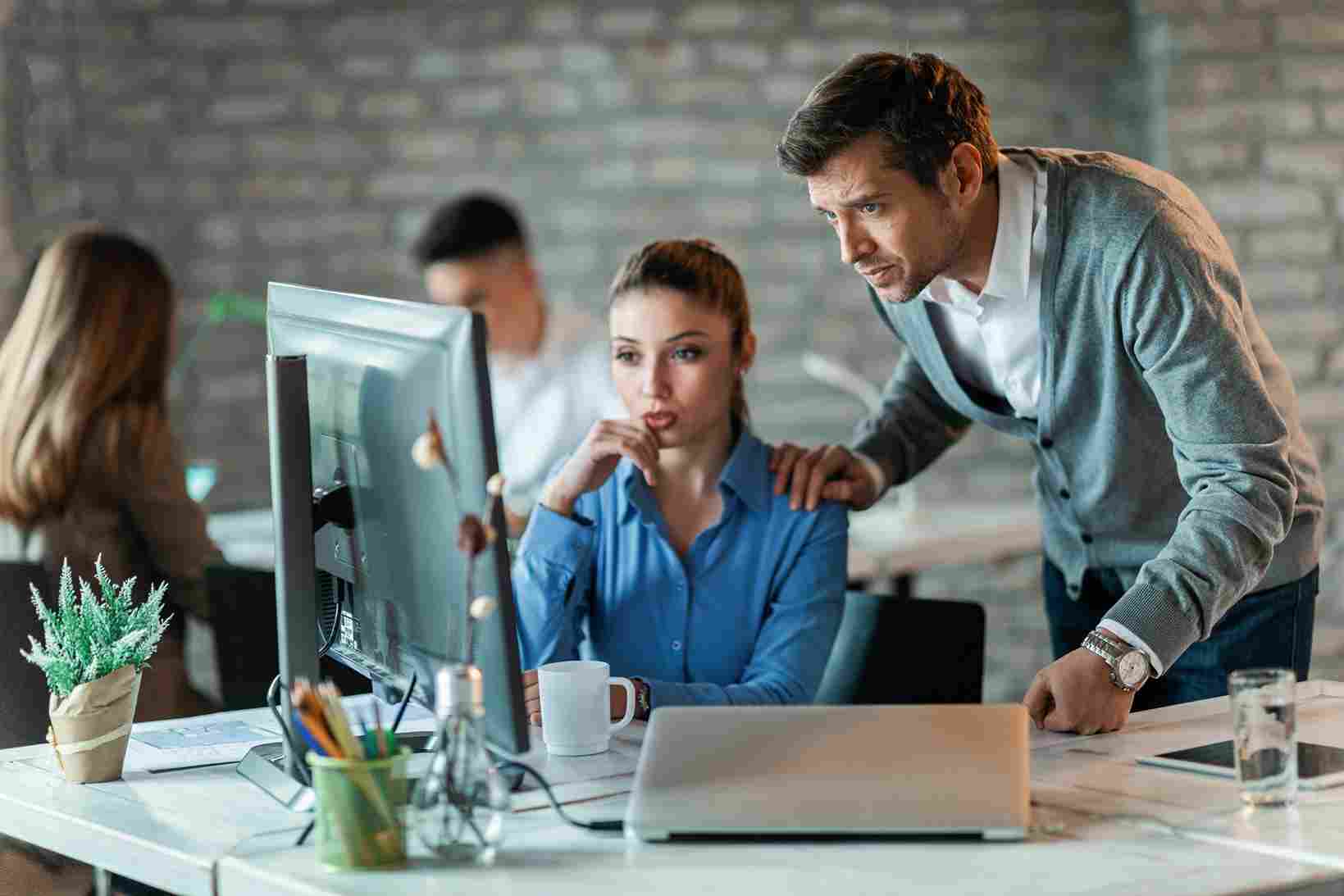 Why_You_Should_Hire_Shopify_Developer_India_techpenta_blog_image